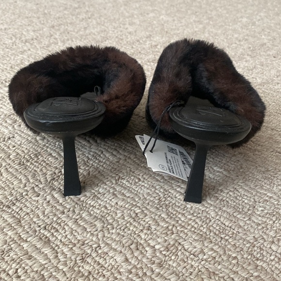 Zara Black Squared Toe Faux Fur Mules Heeled Thong Sandals Heels Sz 6.5 - Picture 10 of 14